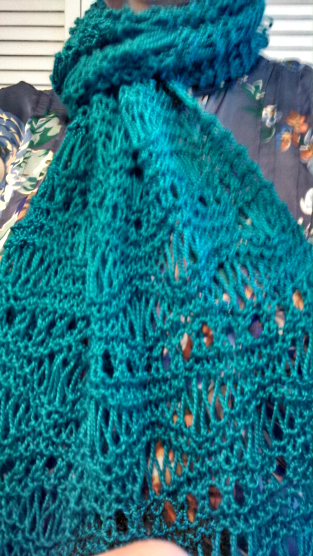 Seafoam lace and eyelets knitting pattern