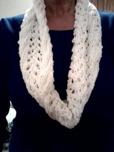 5 BEST Reasons to Knit a Scarf